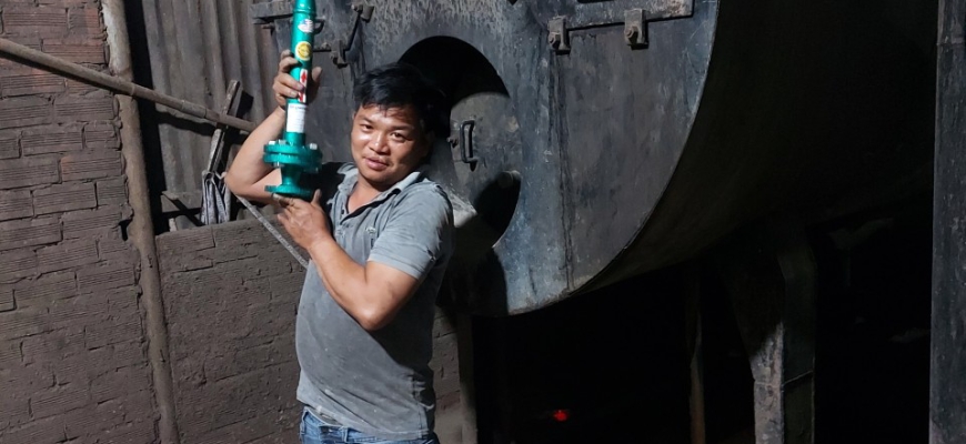 Giải pháp xử lý cáu cặn không hóa chất cho lò hơi